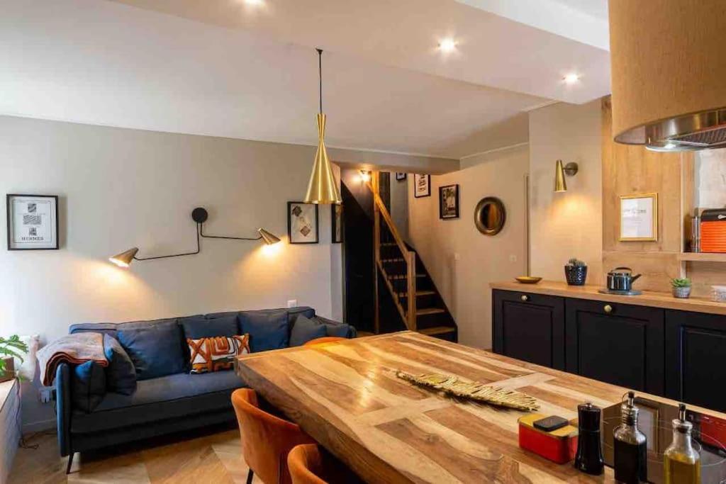 Апартаменты Le Loft Des Hospices : Centre/Parking/Vueriviere Бон Экстерьер фото